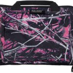 BULLDOG MINI MUDDY GRL CAM RANGE BAG